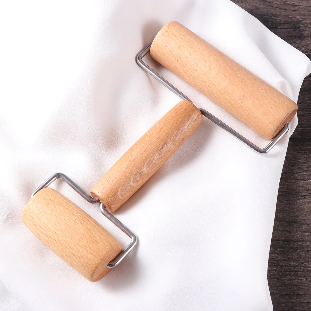 Rolling Pin Solid Wood T-shaped Flour Stick Pressing Biscuit Baking Roller Child