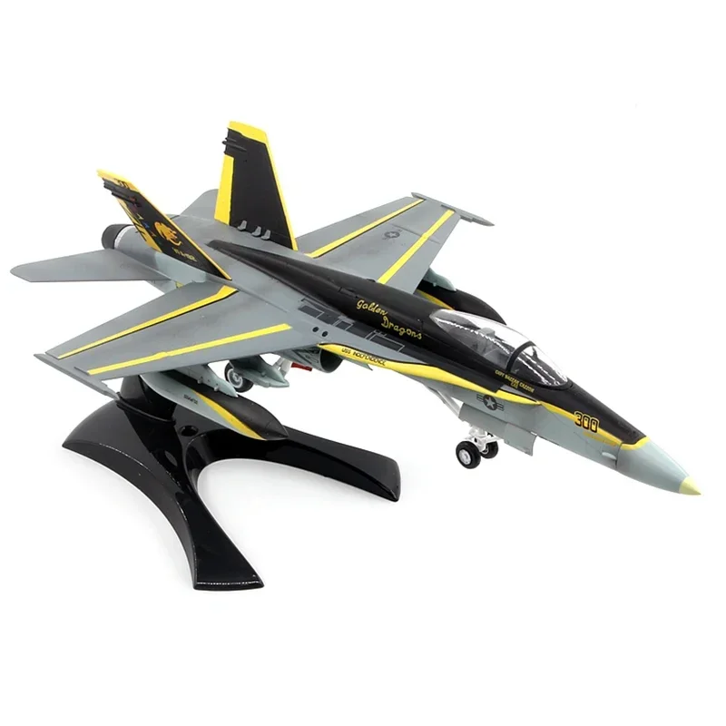 2024 1/72 Scale 37116 U.S. Navy F/A-18C Hornet Militarized Fighter VFA192 Plastics Aircraft Model Collection Toy Gift Decoration