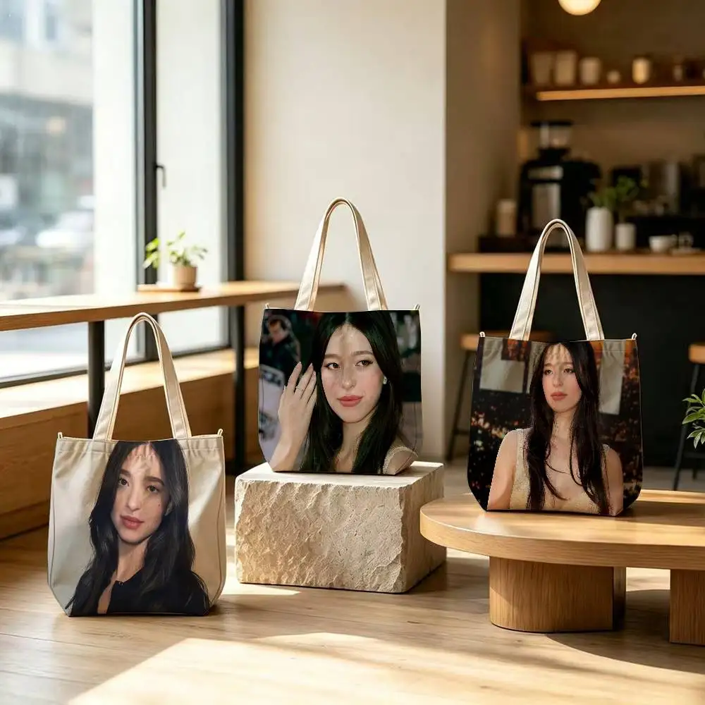 Actoress M-Mikey Madison Tote Bag for Women Reusable Shopping Tote Bag Zippered Shoulder Bags Print