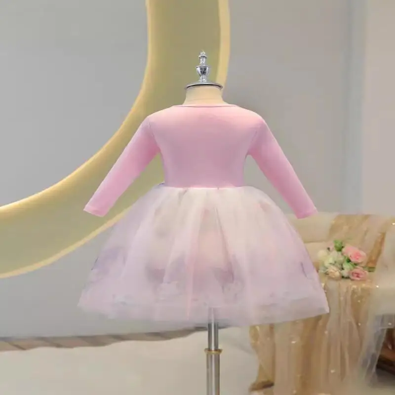 فستان بناتي لربيع وخريف 2024 فستان كورومي بونغسا الجديد تنورة شبكية غربية للأطفال بأكمام طويلة سانريو هالو كيتي للفتيات