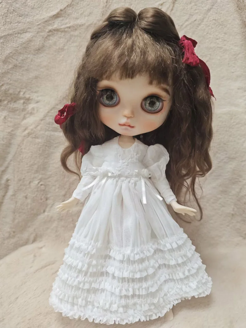 2025 1pcs Vintage embroidery style pure white Blythe one-piece dress 1/6 30cm(Fit for azone,Pullip,Ob22/24/26, Licca)