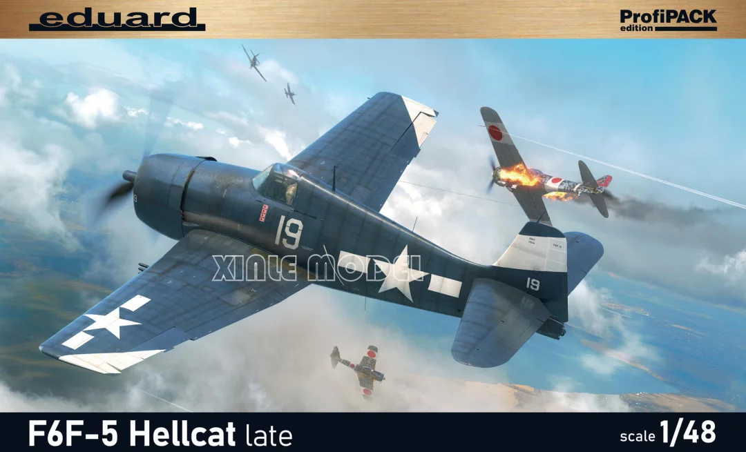 

Набор пластиковых сборных моделей самолетов Eduard 8229 F6F-5 Hellcat late Profipack 1/48