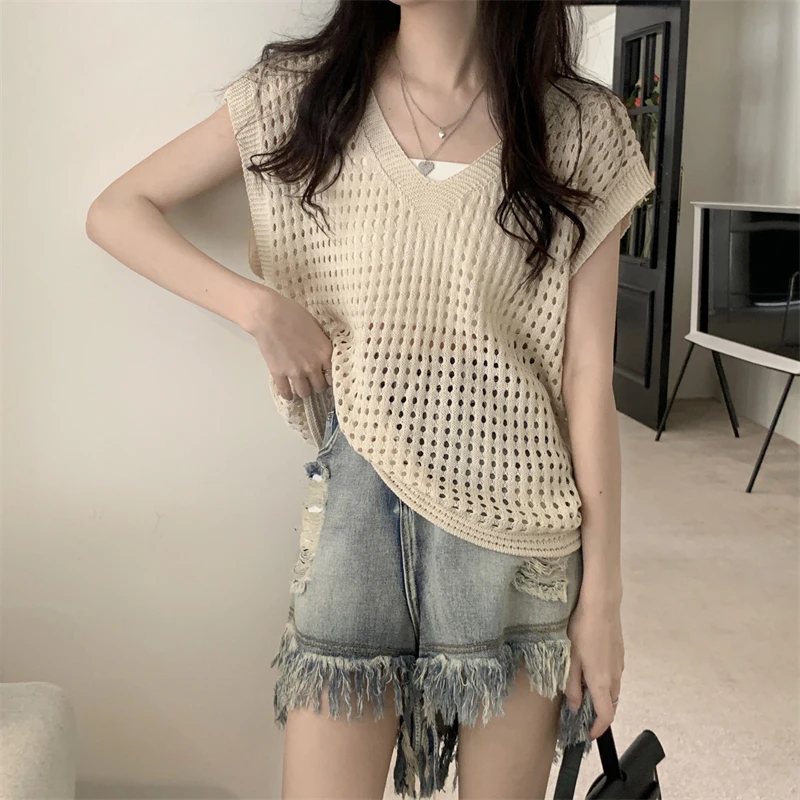 ITOOLIN Chic Summer Women Sexy Knitting Shirt V-Neck Hollow Out Loose Sleeveless Knit T-shirt Casual Beach Style Women Tops 2024