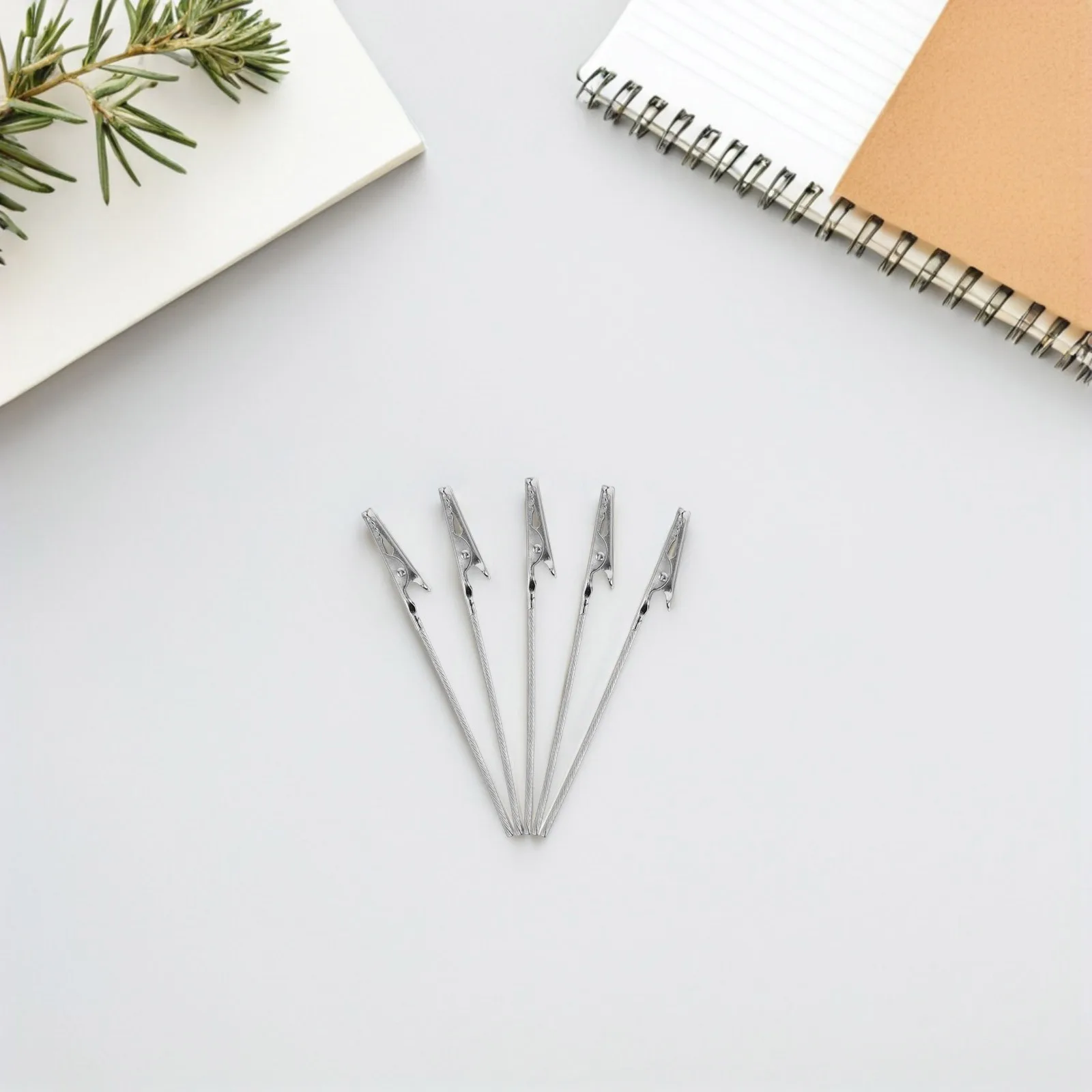 

80Pcs Creative Business Card Holder Minimalist Metal Wire Clip Grip Office Desk Photo Memo Display Organizer