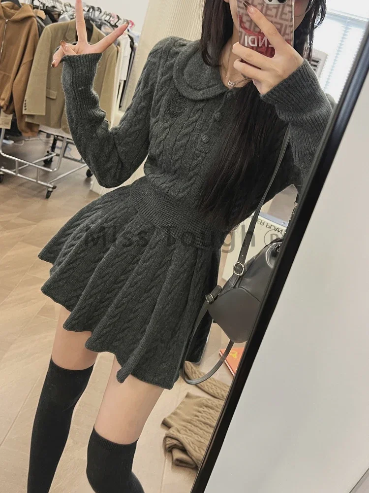 

Autumn Kawaii Knitted Two Piece Skirt Set Women Vintage Sweater Party Mini Skirt Suit Female Korean Fashion Sweet Retro Set 2023