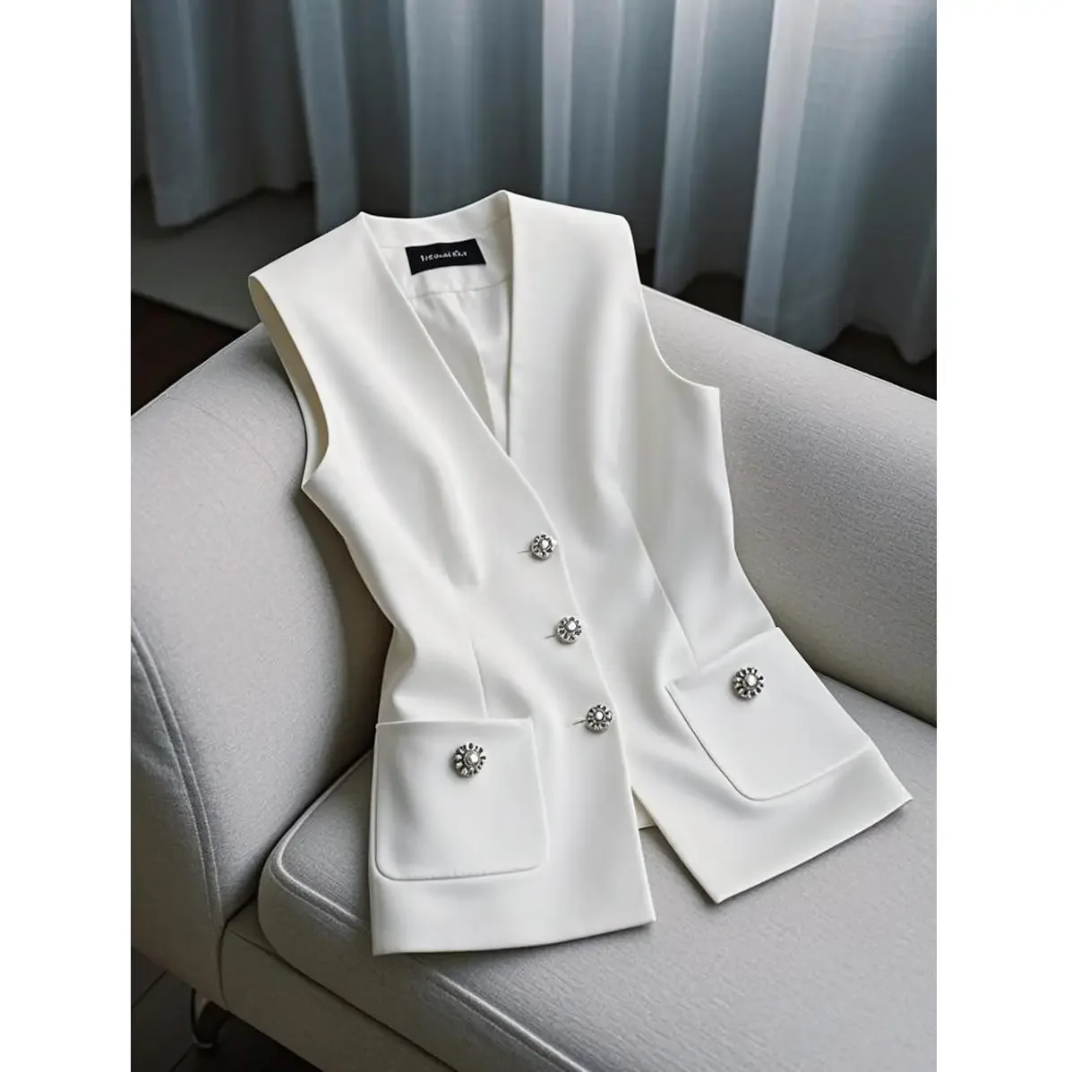 Pop ภาษาฝรั่งเศสคํา Elegant แฟชั่นสีขาวชุดเสื้อกั๊กผู้หญิงฤดูร้อนเอวสูงหรูหรา Slim แขนกุด All-Match Coat Office Lady ผ้า