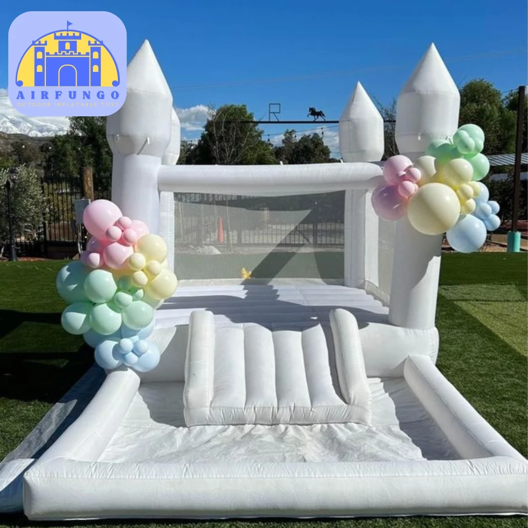 Kids 9x9x7ft Soft Play White Bounce House Met Glijbaan Ball Pit Party Maatwerk Opblaasbaar Mini Springkasteel Met Blower