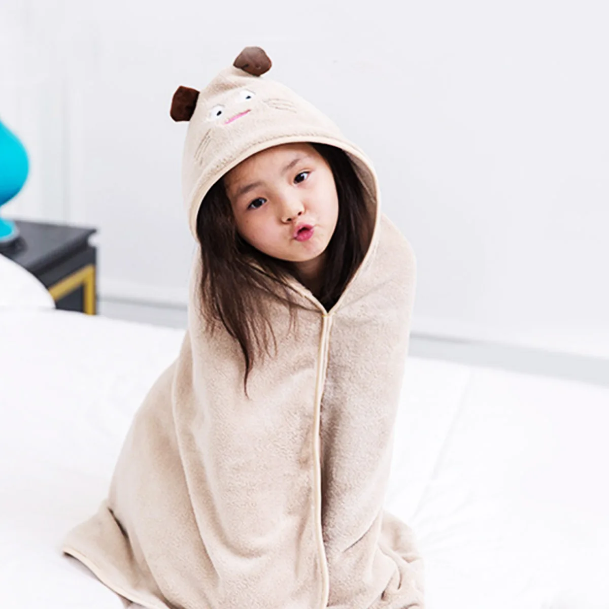 Adorabile cartone animato animale design accappatoio per bambini asciugamano per bambini comodo da indossare asciuga rapidamente i bambini