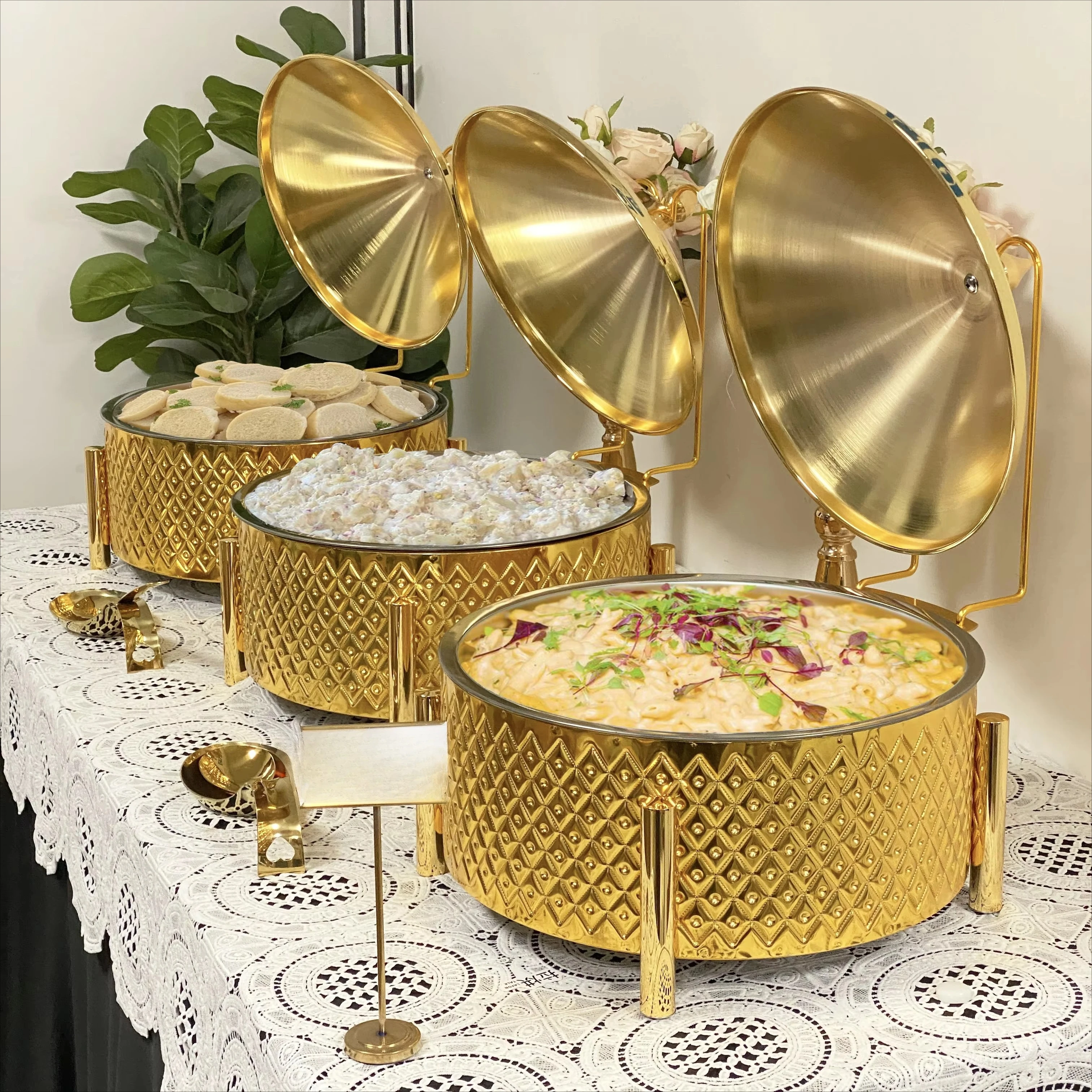

*Masterpiece Design 9L Golden Silver Serving Buffet Dishes for Catering Chafing Dish Food Warmer Chaffing at Wedding Winery