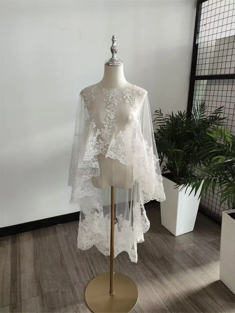 

Stylish Short Front And Long Back Cape Wedding Bridal Veil Customize Length And Style / Accept Bulk Orders