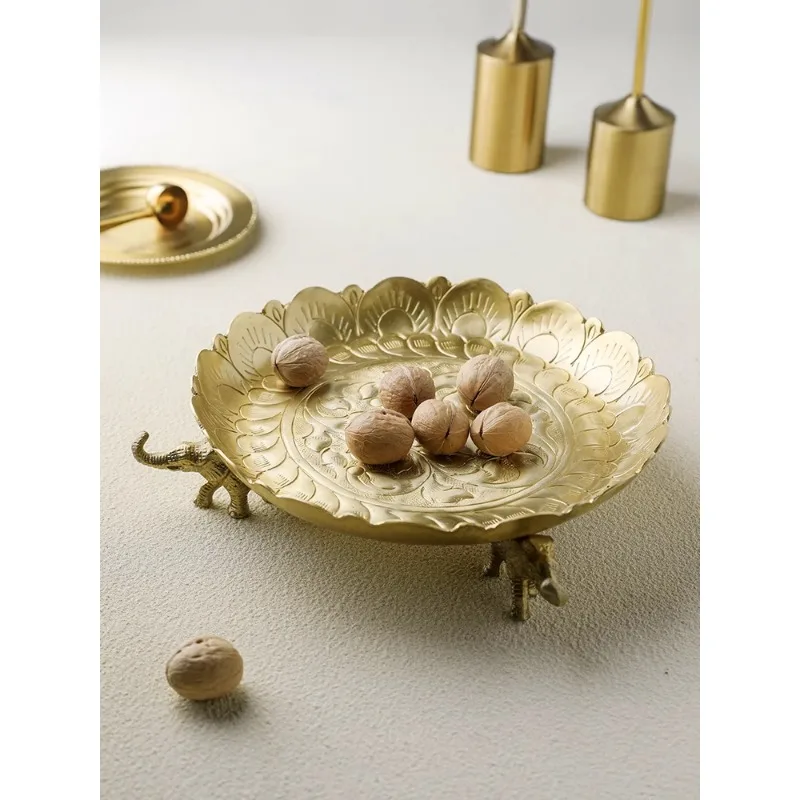 Light luxury retro court style copper elephant disc high brass storage tray coffee table dessert table decorative ornament