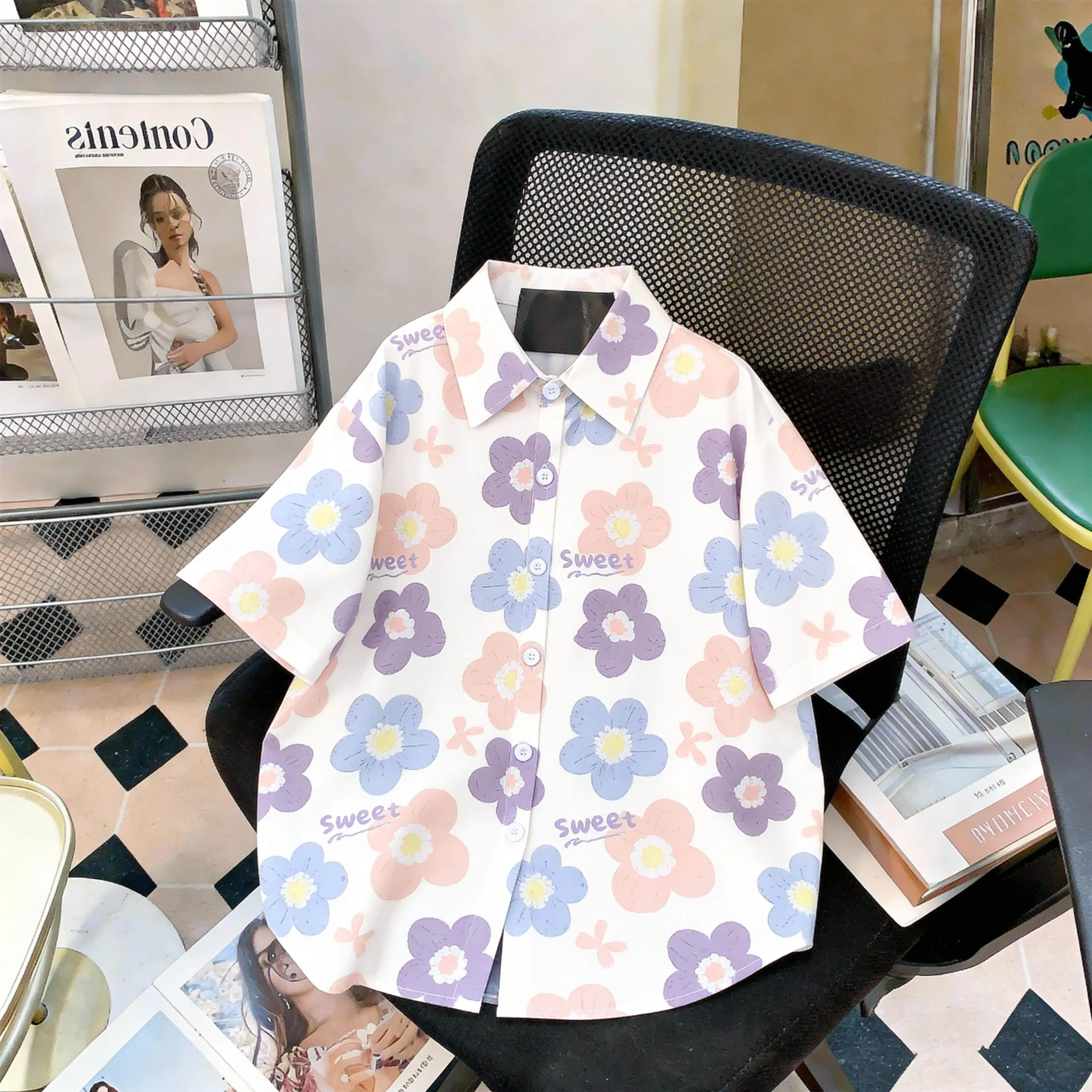 

Summer New Sweet Cool Style Women's Short Sleeve Shirt Loose Fit Casual Floral Print Top Polyester Fiber Collar Button up