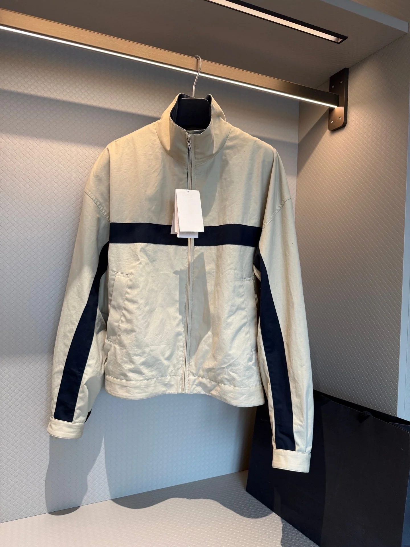 2026 Early Autumn Color-Blocked Cotton Stylish Sports Loose Casual Stand Collar Zipper Jacket