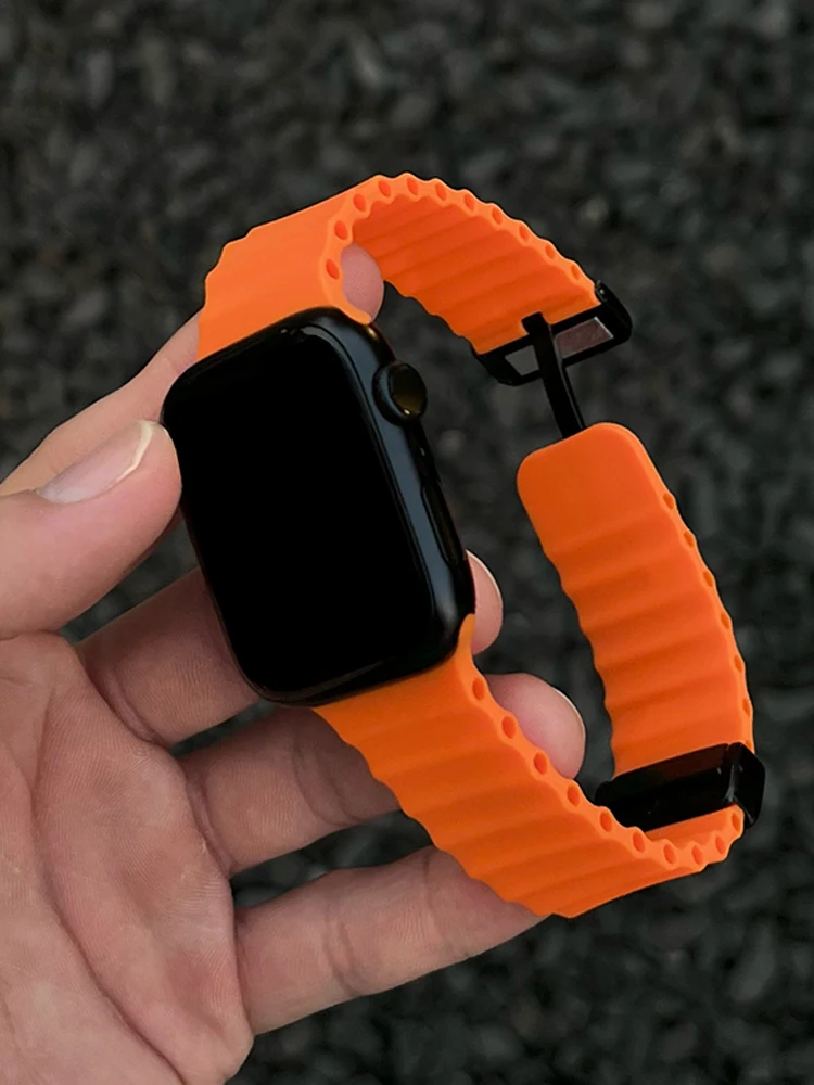 

Magnetic Buckle Strap For Apple Watch Band Ultra 2 49mm 45mm 44mm 40mm 41mm 38 42mm Silicone Bracelet iWatch Series 7 6 3 se 8 9