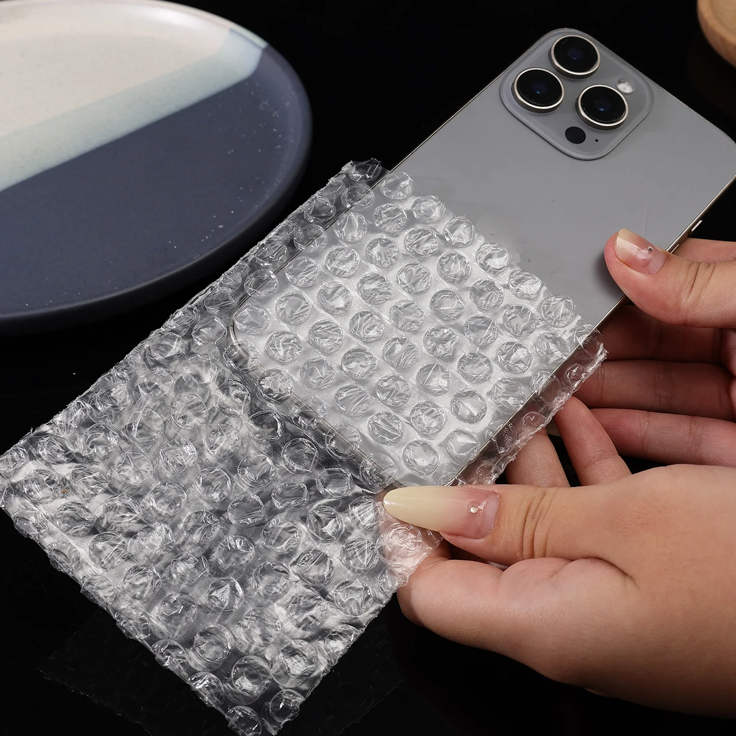 Thickening Shockproof Bubble Cushion Bubble Mailers Multipurpose Transparent Protective Bags for Shipping Packing Storage Moving