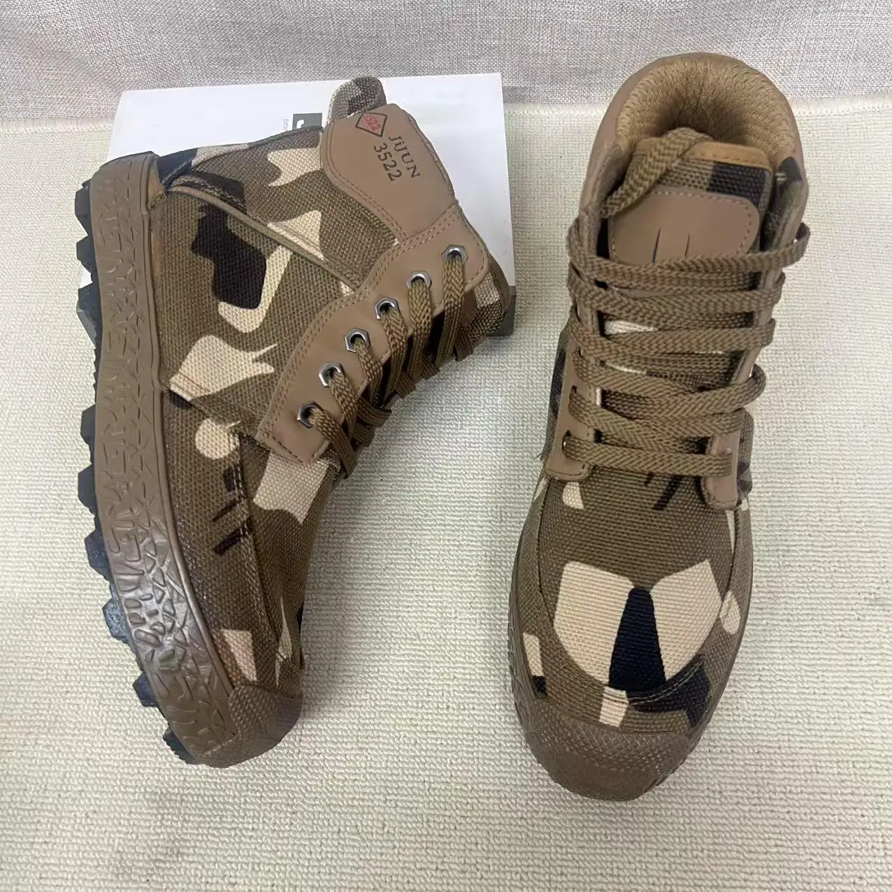 chaussures-de-securite-montantes-en-toile-pour-hommes-antiderapantes-triple-protection-en-caoutchouc-avec-languette-integree-anti-poussiere-resistantes-a-l'usure