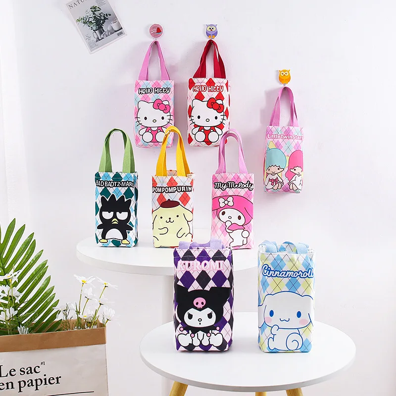 

Kawaii Sanrio Hello Kitty Water Bottle Bag Cute Anime Figure Kuromi Pochacco Canvas Mug Bags Crossbody Tote Girls Gift Kids Toys