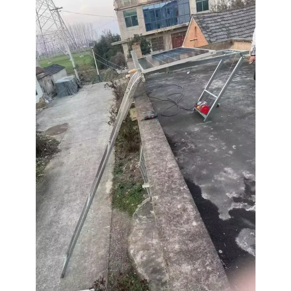 Photovoltaic panel lift for small tile houses with automatic turning