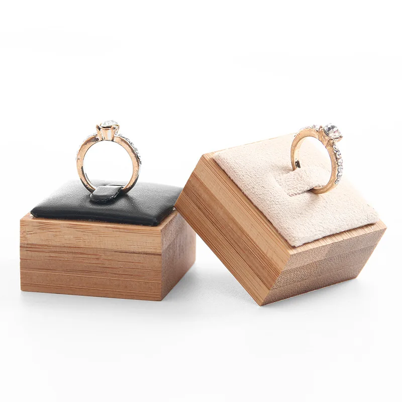 Bamboo Jewelry Ring Display Stand Storage Rack Jewelry Organizer Ring Holder Counter Jewelry Display Case 4x4x2.5cm