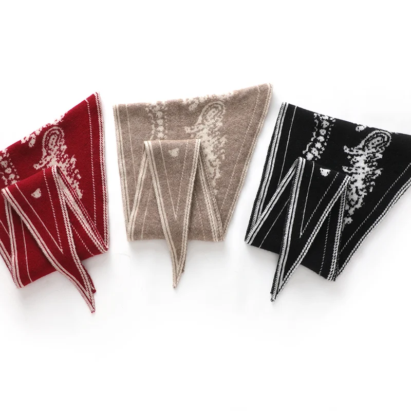 Women's Pure Cashmere Triangle Scarf 100% Goat Cashmere Knit Shawl Spring Autumn Winter Chic jacquard Soft Comfy Cashmere Shawls