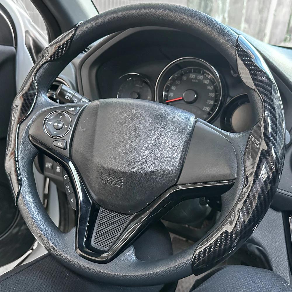 Universal Car Steering Wheel Cover Anti-slip Bright Gloss Carbon Fiber Texture Steering Wheel Decoration Accessories 14.5-15inch