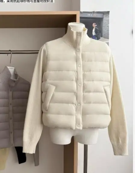 2025 Chaqueta de plumón de pato blanco de retales de punto de otoño e invierno para mujer, cálida manga larga