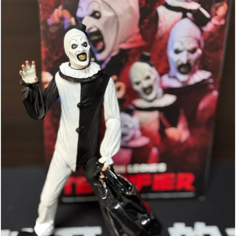 

Bandai In Stock NECA 45251 Damien Leone's Terrifier Ultimate Art The Clown 7 Action Figure Model Desktop Display Brand New ﻿