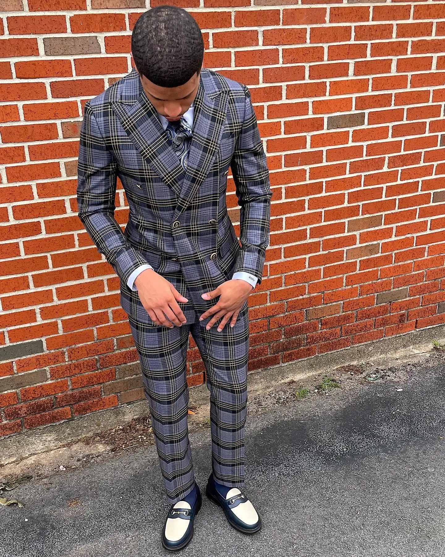 New Men\'s Suit 2 Pieces Blazer Pants Double Breasted Peaked Lapel Plaid Formal Stripes Wedding Groom Tailored Costume Homme