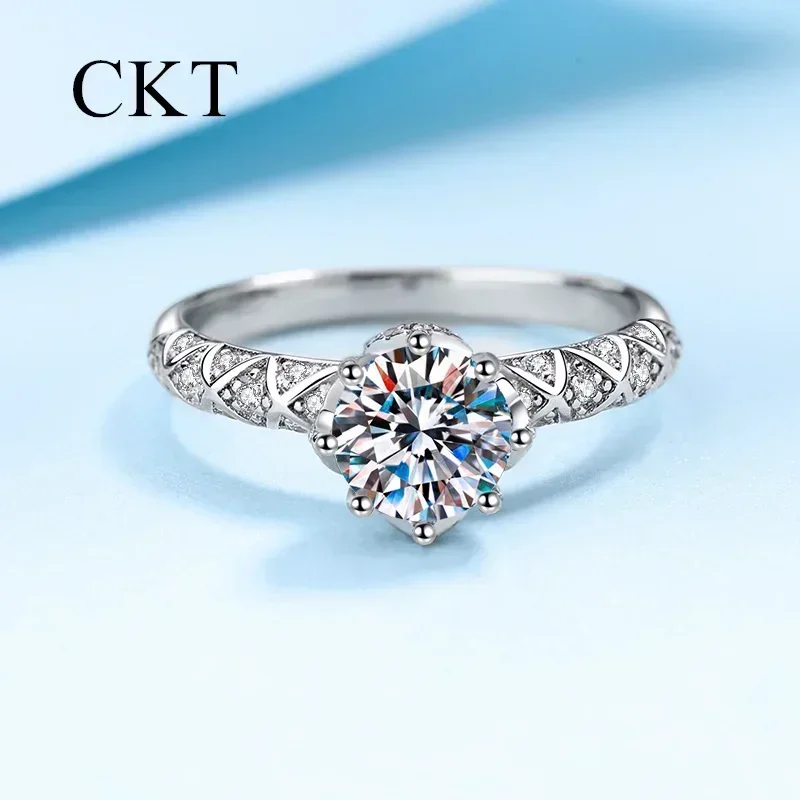 

18K White Gold Platinum Pt950 1 Carat Moissanite Ring for Women Light Luxury Design Sense Diamond Sparkling Wedding Fine Jewelry