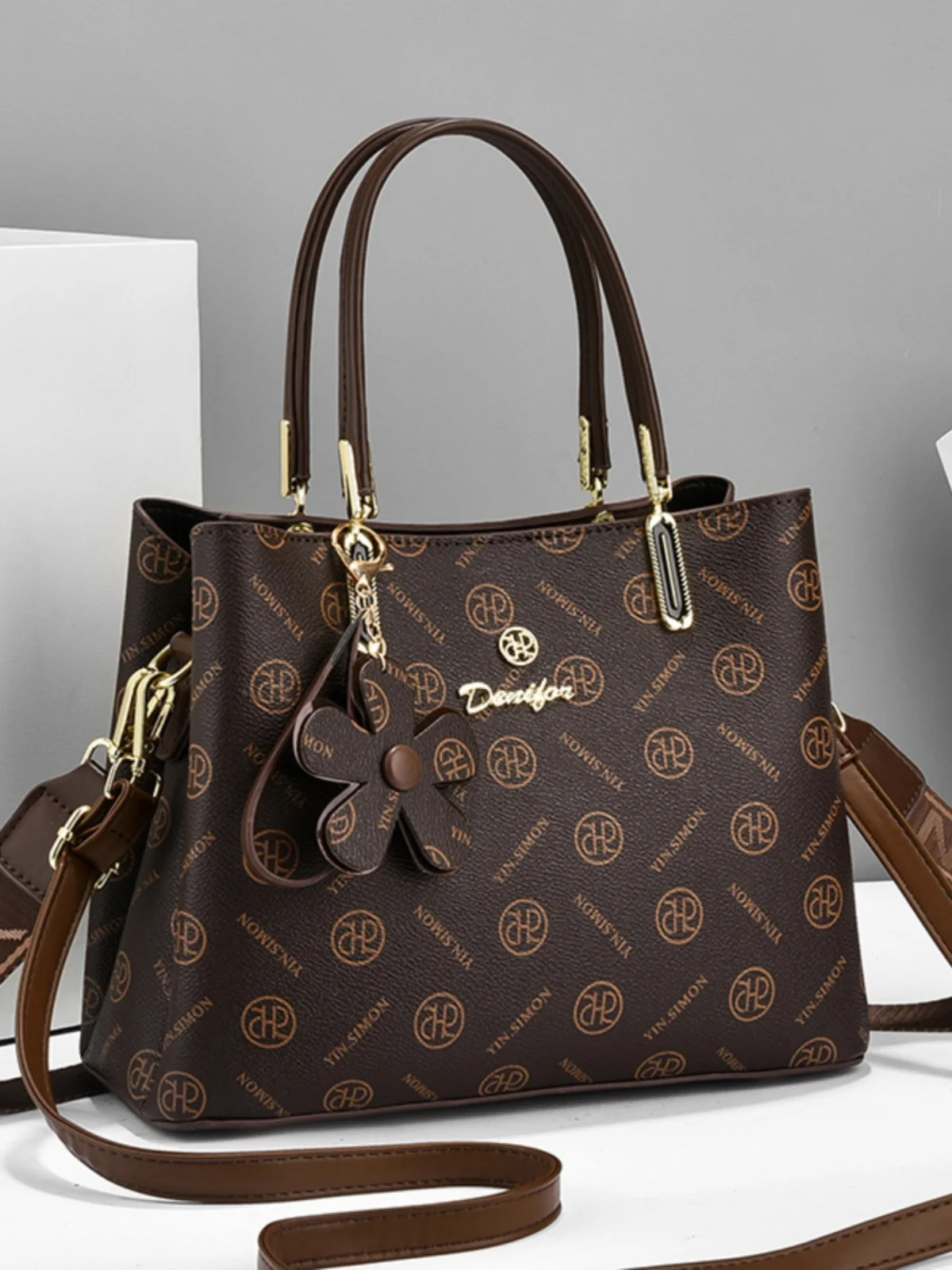 

Trendy Soft Leather Women's Bag Large Capacity Shoulder Crossbody Bag Fashionable Handbag British Style Casual Geometric Pattern