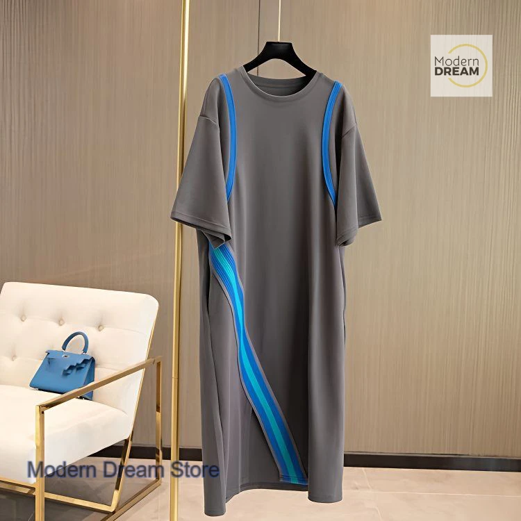 Franse stijl modeontwerp gevoel stiksels contrast splitjurk dames zomer nieuwe plus size losse T-shirtjurk met korte mouwen