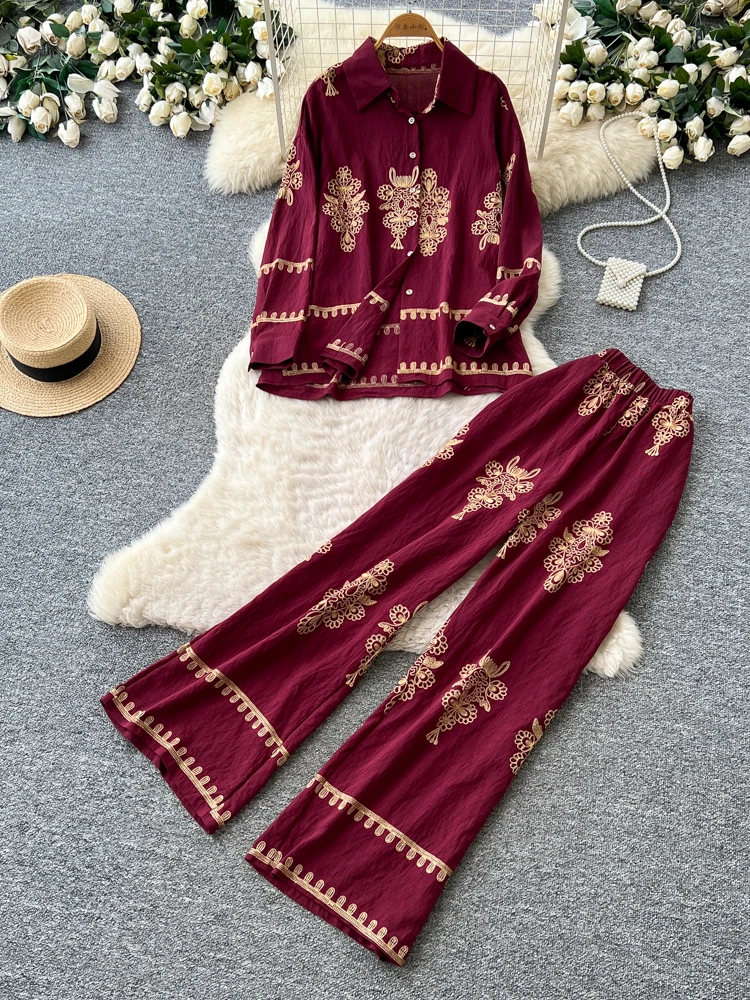 Ethnic Fashion Wear - Retro Ethnic Print Fashionable Two-Piece Set