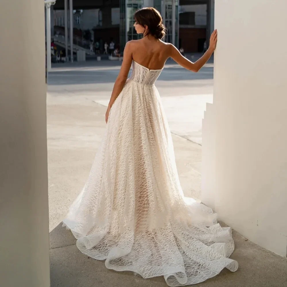 

Customized Vintage Wedding Dresses Backless Sleeveless Sexy Bridal Gowns A-Line Robes Lace Appliques Vestidos De Novia