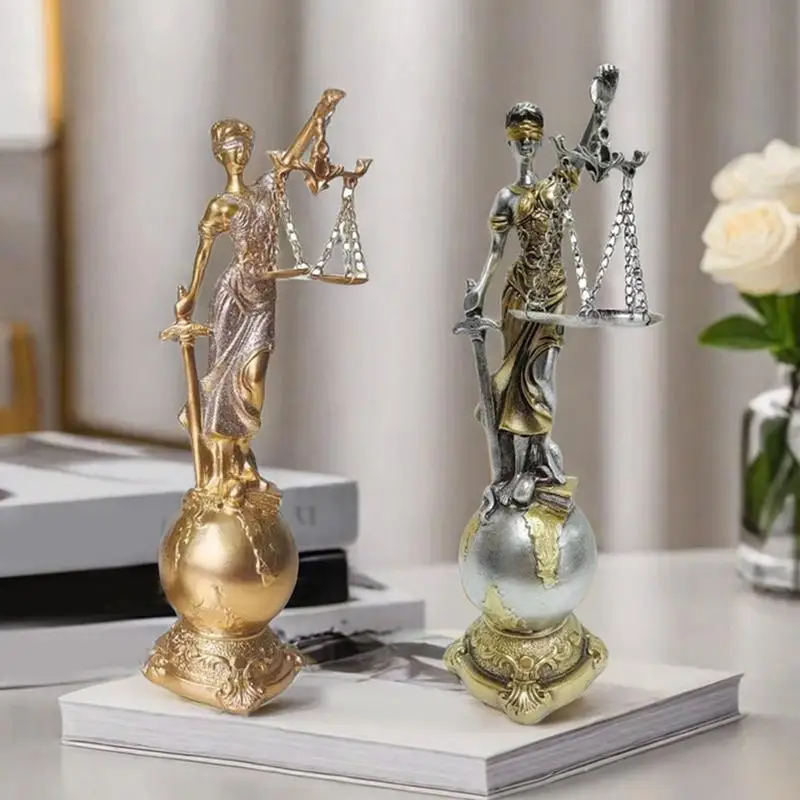 1 pcs of resin imitation copper goddess of justice ornaments, retro home decoration desk ornaments European style creative live