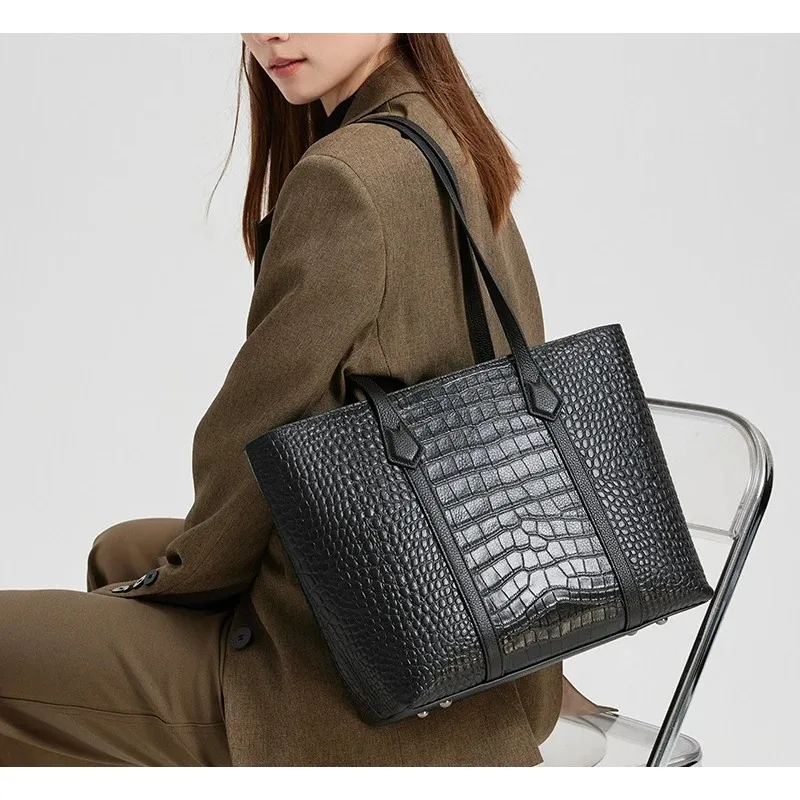 

Ladies Cow Genuine Leather Shoulder Bag Women Retro Cowhide Large Capacity Commuting Bags Female Luxury Designer Handbags Lady
