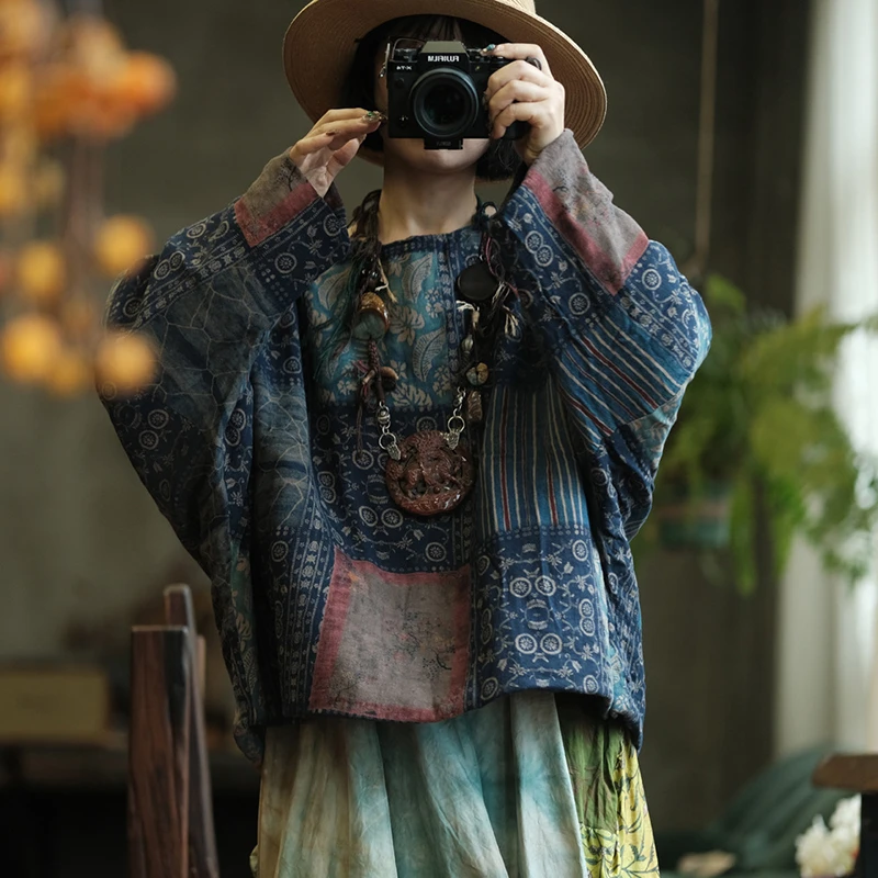 

Women Casual Outerwear Coats New 2025 Autumn Vintage Style O-neck Print Loose Female Batwing Sleeve Cotton Pullovers M1837