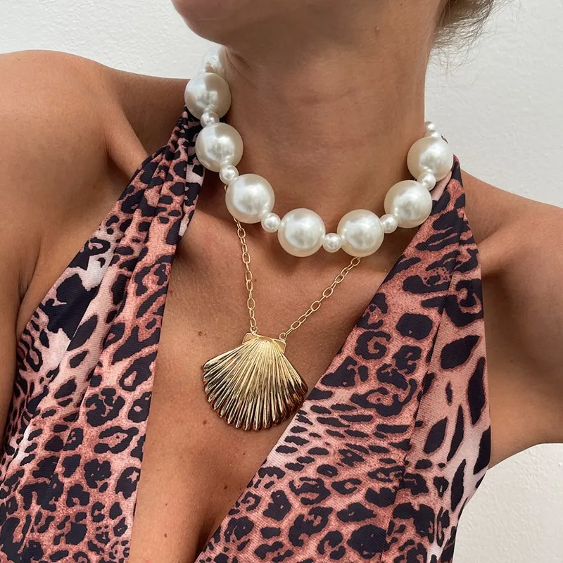 

European and American Trend Holiday Pearl Bead Multi-layer Alloy Sector Shell Pendant Necklace for Women Party Fashion Jewelry