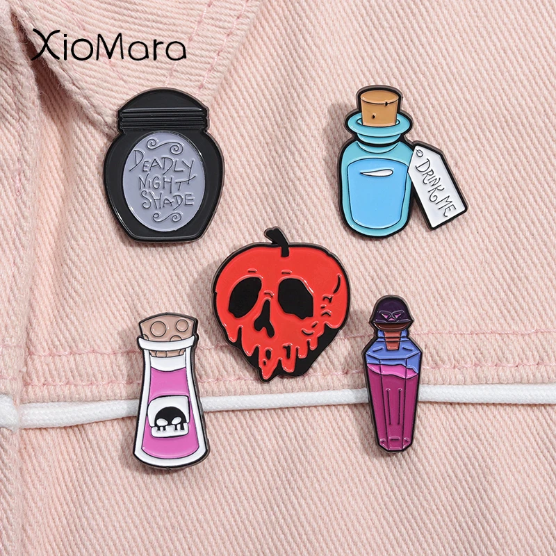 Hexen trank Emaille Pin tödliche Nacht Schatten schwarz weiß Apotheker Brosche Revers Abzeichen Anime ästhetischen Schmuck Geschenk für Freunde