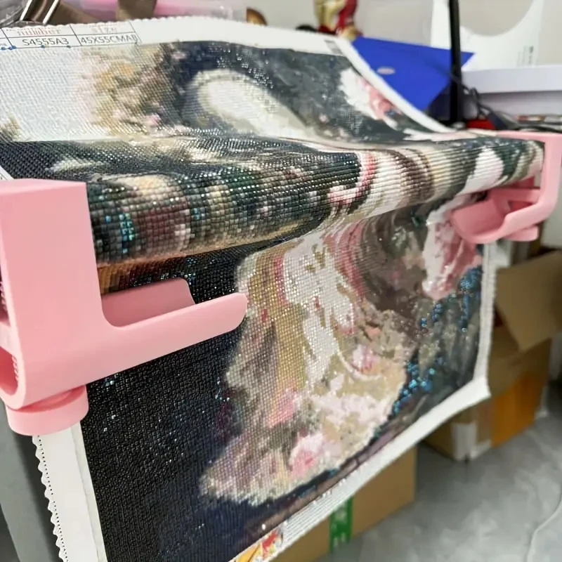 Dispaint Diamond Painting Scroll Holder Ricamo Canva Pad Pinza, adatta per tavolo da tavolo con spessore 2~4 cm/0,78~1.57 pollici