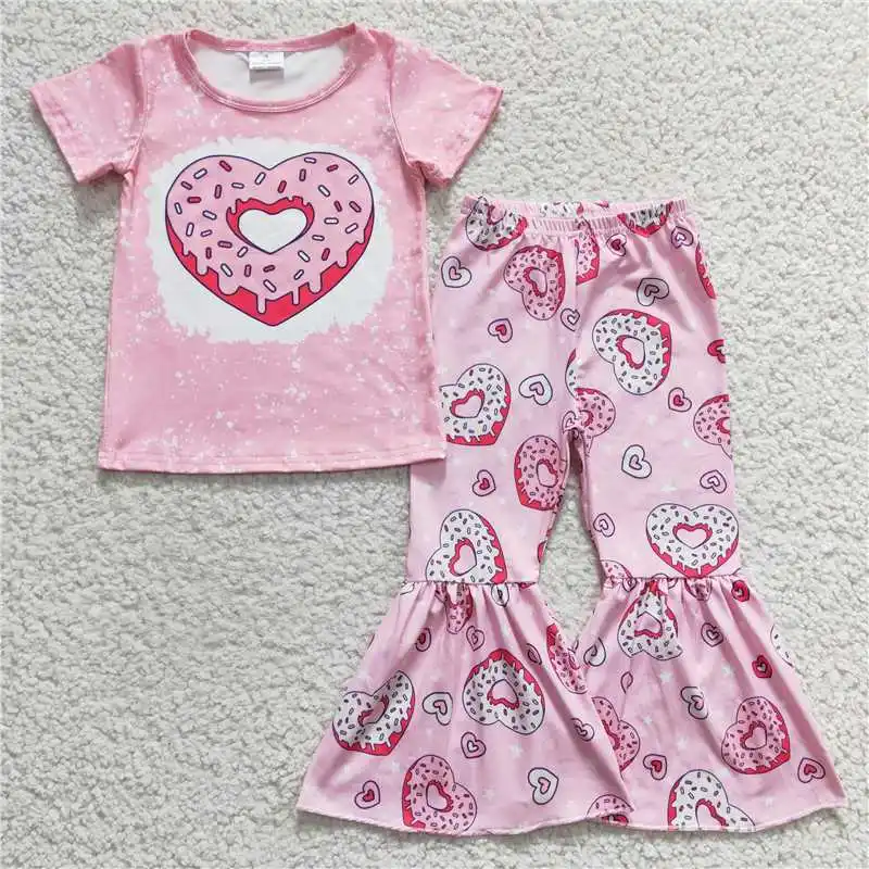 Kids Valentine\'s Day Clothes Short Sleeve Top With Bell Bottom Pants Set Heart Print Baby Girls Boutique Outfits