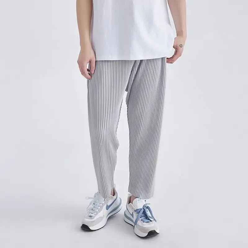 Summer Pleated Pants Men Fashion Gray Black Casual Pants Men Japanese Streetwear Loose Straight Pants Mens Ice Silk Trousers