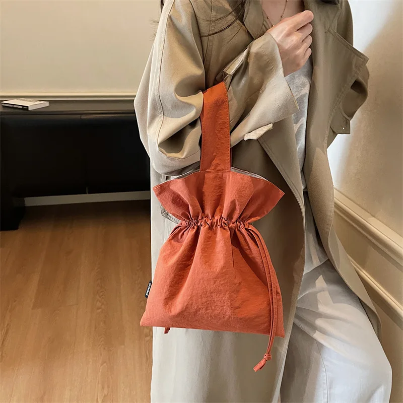 محفظة نسائية فاخرة برباط عتيق لعام 2025، حقيبة قماش مستوحاة من الطراز القديم، حبال كاجوال متعددة الوظائف لعطلة نهاية الأسبوع والسفر ​