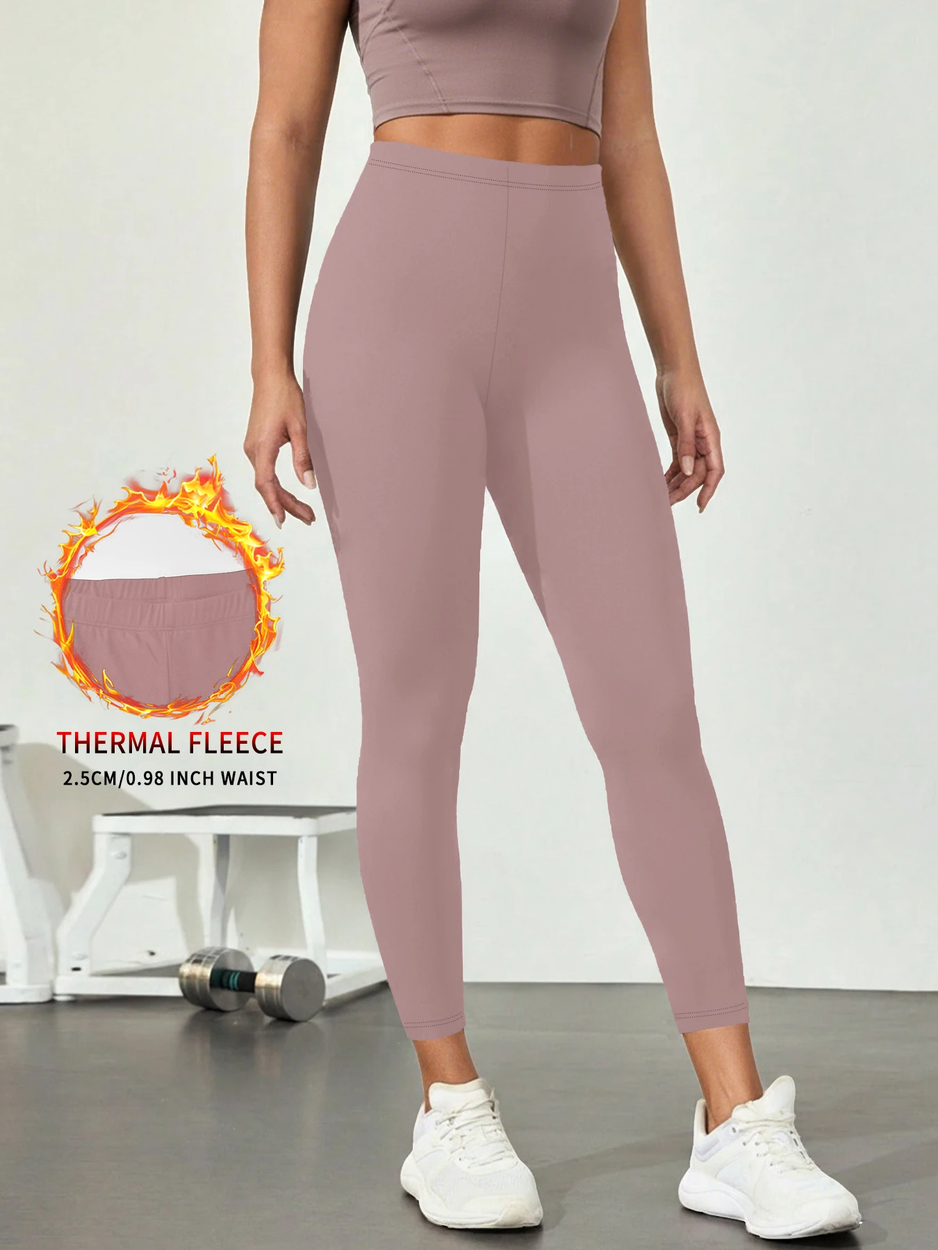 

Зимние теплые женские леггинсы с низкой посадкой и флисовой подкладкой. Идеально подходят для тренировок в холодную погоду с очень мягким комфортом.