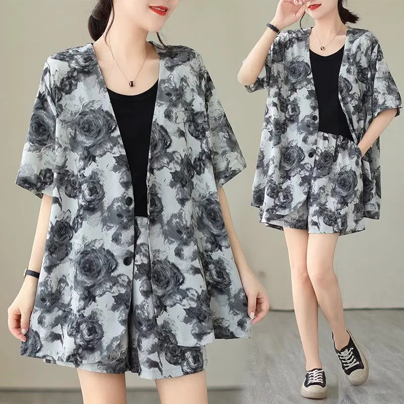 

Casual V-Neck Blazer Shorts Suit Set For Women 2023 New Summer High End Ink Painting Fashionable Two Piece Outfits Z1539