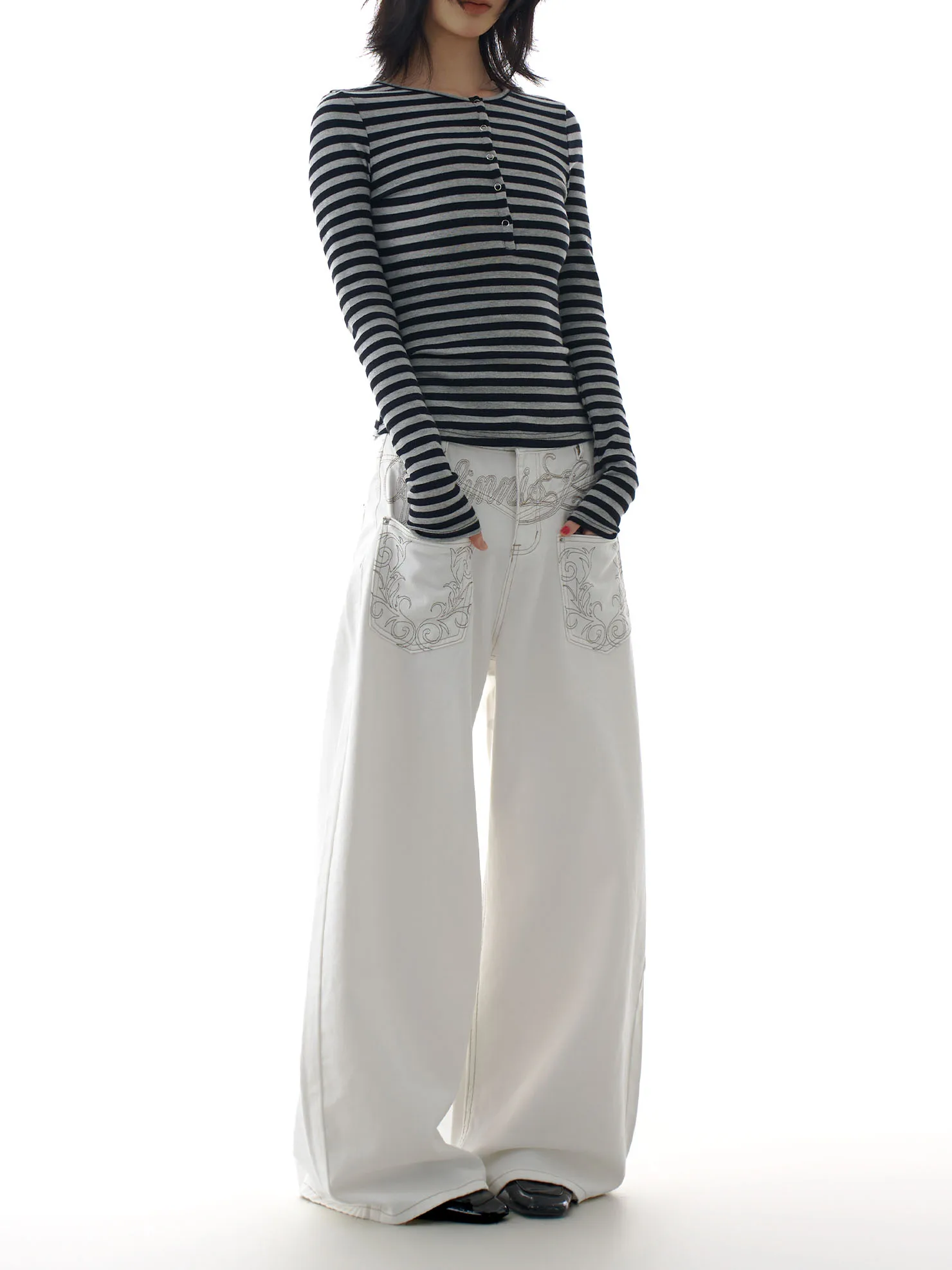 ZHISILAO جديد التطريز الأبيض واسعة الساق مستقيم الجينز النساء خمر عادية فضفاض فضفاض كامل طول الدينيم السراويل الشارع الشهير 2025