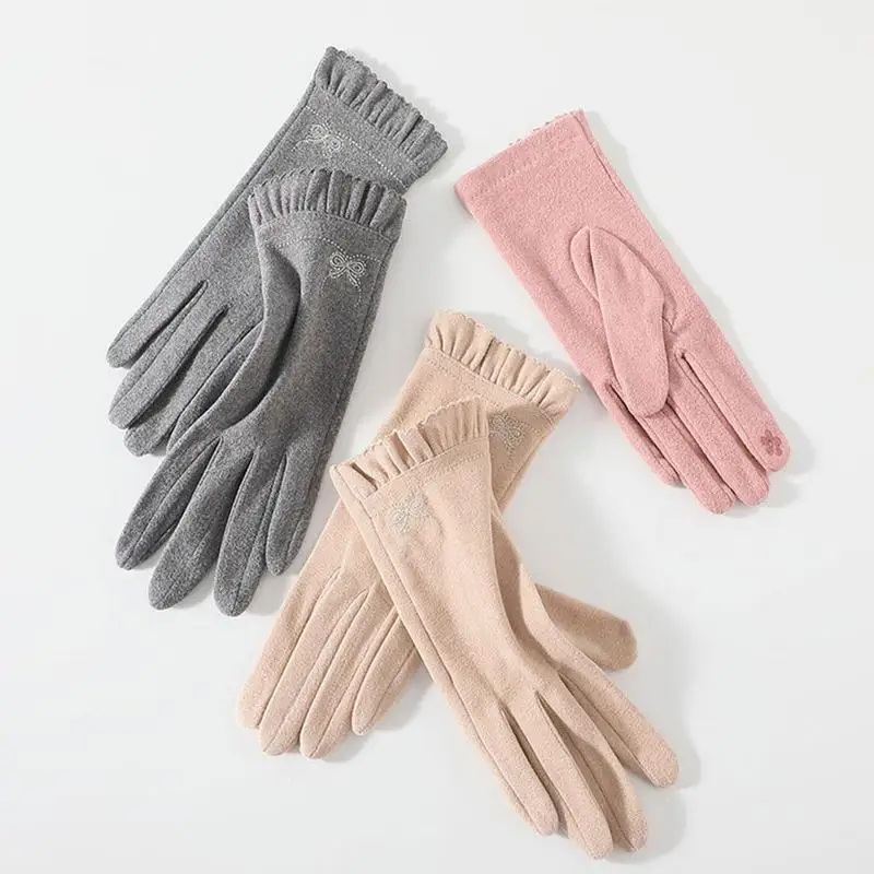 Women Touchscreen Gloves Trimming Velvet Gloves Single Layer Full Finger Winter Finger Flower Shape Touchscreen Design For Women