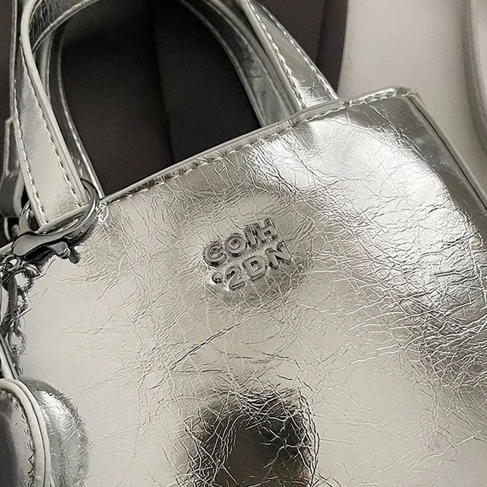 Fashion Pu Leather Shoulder Bag Chic Versatile Small Square Bag with Love Keychain Pendant High Quality Crossbody Bags for Women