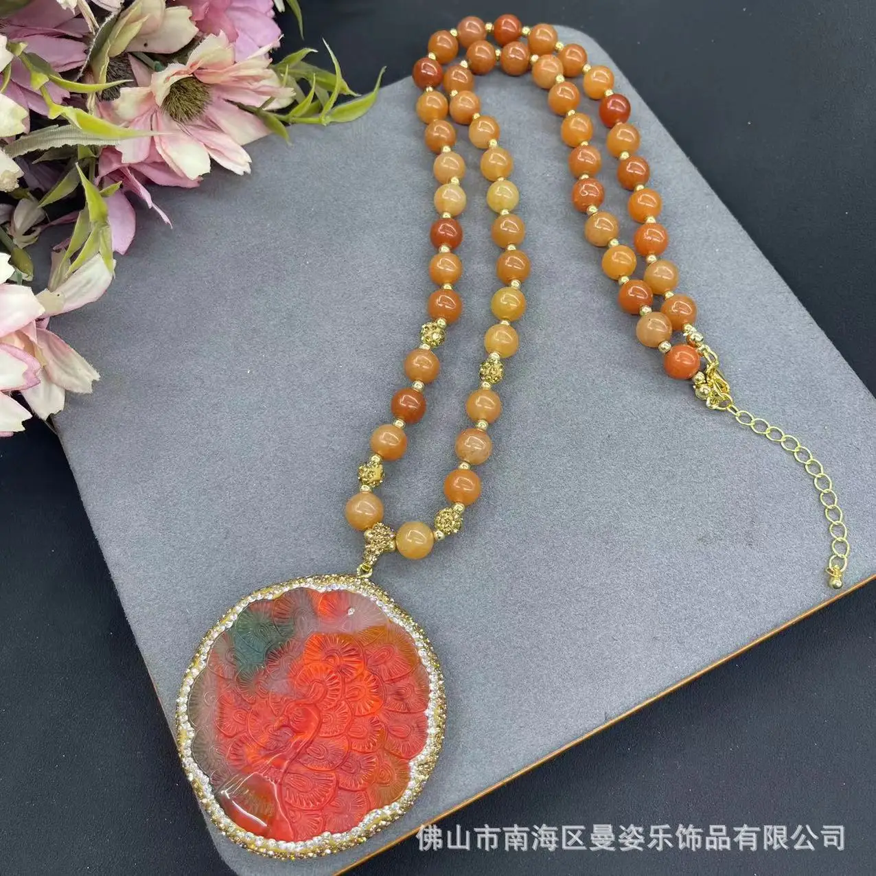 New colorful jade peacock open screen sweater chain national jewelry vintage niche live broadcast explosion factory direct sales