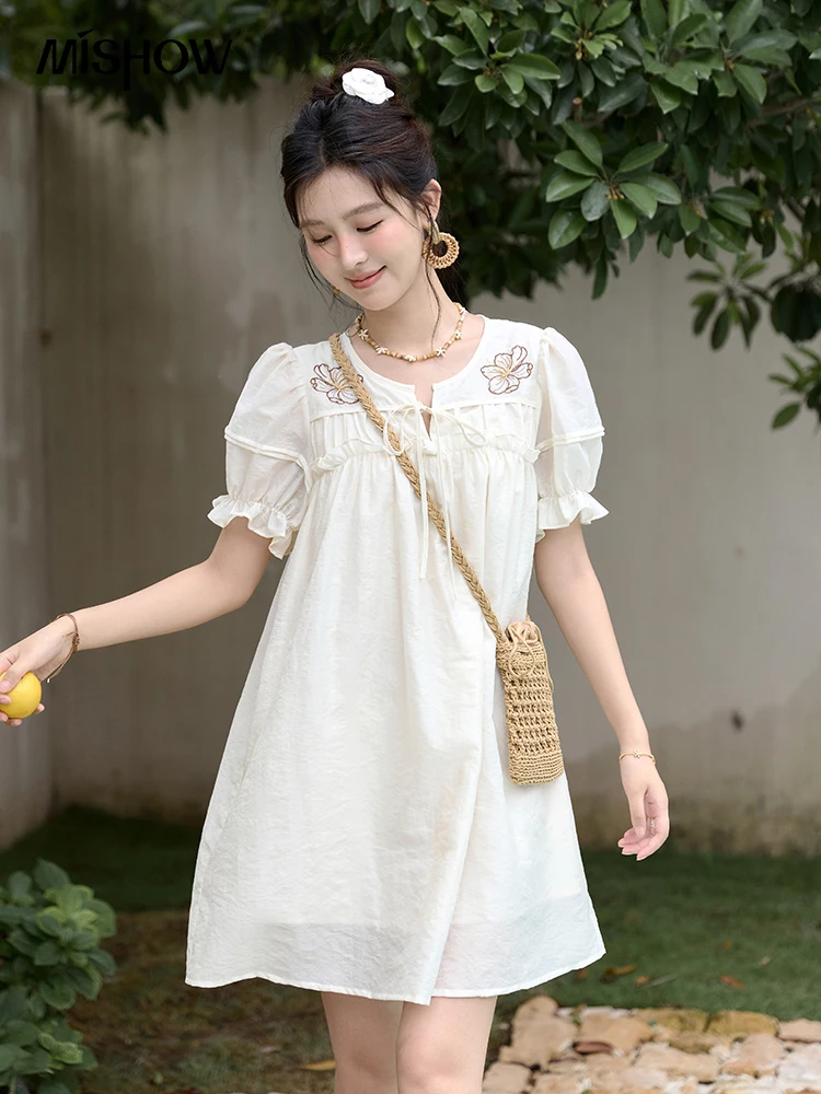 MISHOW Vacation Retro Sweet Dress for Women 2024 Summer Jacquard Embroidered Bubble Sleeve Dresses with Bohemian Belt MXD30L1864