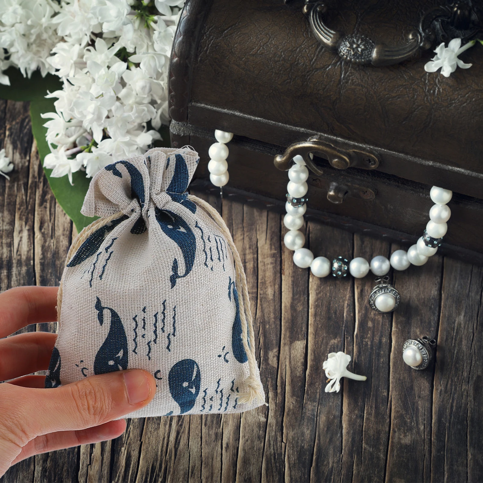 

12pcs Whale Storage Pouch C y Bag For Festival Drawstring Bags Festival Gifts C y Halloween Cloth Practical Shopping